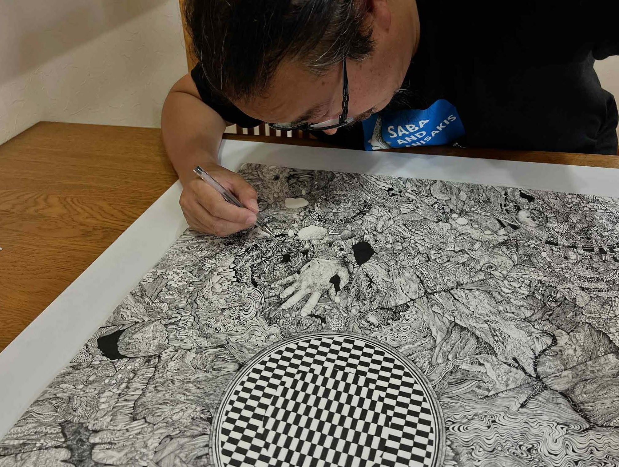 Robert Edwin-ボールペンアーティスト